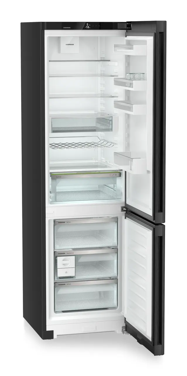 CNbda 5723 plus NoFrost Combined fridge-freezer with EasyFresh and
